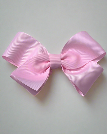 Hamptons pink hair bow from Timeless Bundles